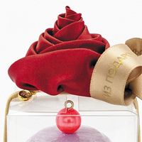 Набор для прекрасных созданий Macaroons и роза Анастасия в красном