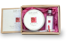 Натуральная маска для лица из розы и глины и натуральная розовая вода в подарочной упаковке